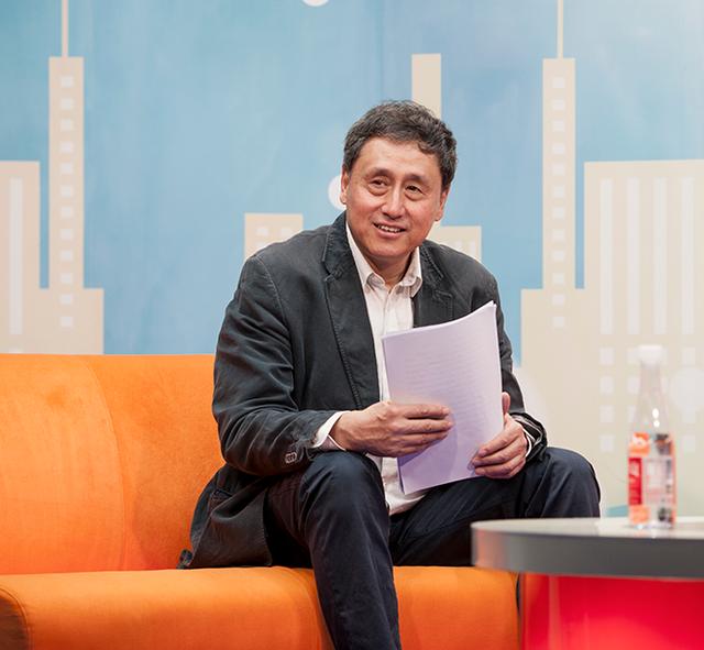 张路谈让孩子踢球的目的,张路谈青少年足球