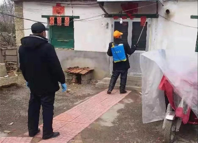 点赞坚守疫线防疫扶贫两不误,帮扶贫困户防疫期间暖人心