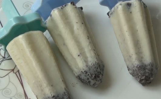 夏天怎么给孩子做雪糕简单,清凉解暑小宝贝在家就可以做雪糕