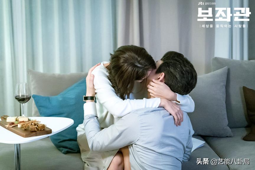 李政宰和申敏儿牵手成功,李政宰申敏儿辅佐官片段