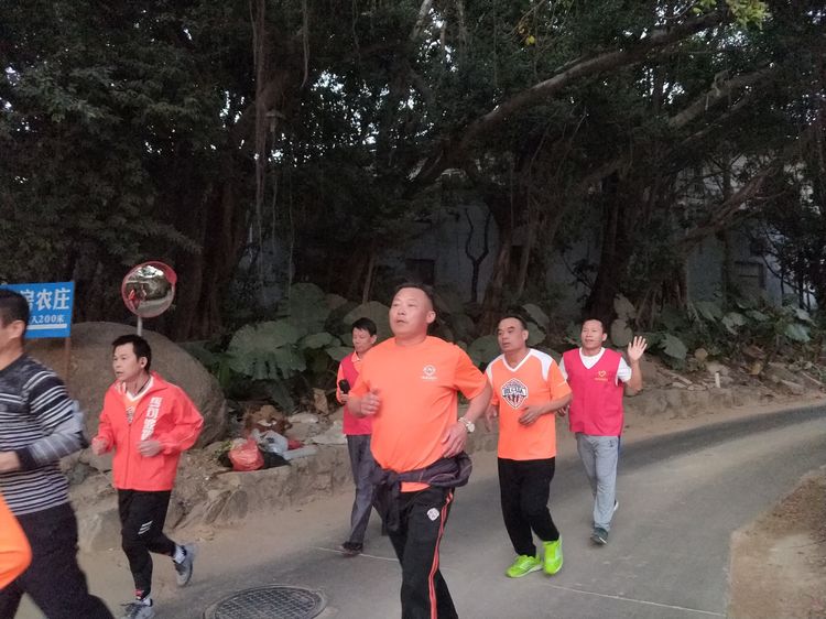 魅力深马,微马同行!六约微马助力深圳国际马拉松