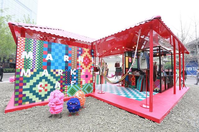 MARNIMARKETCAFÉ成都精彩亮相携手星巴克打造摩登夏日美学