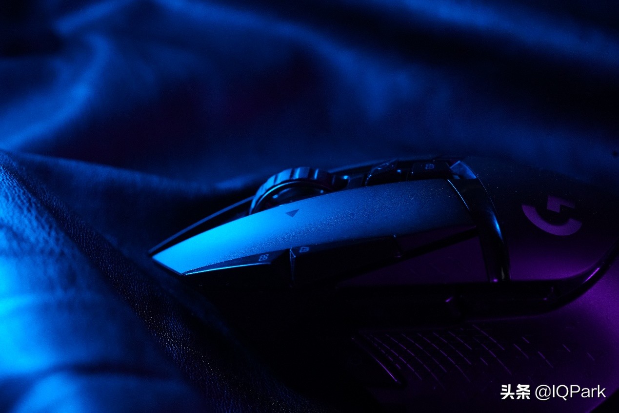习5之人，岂能没有趁手兵器？罗技G502独家首测