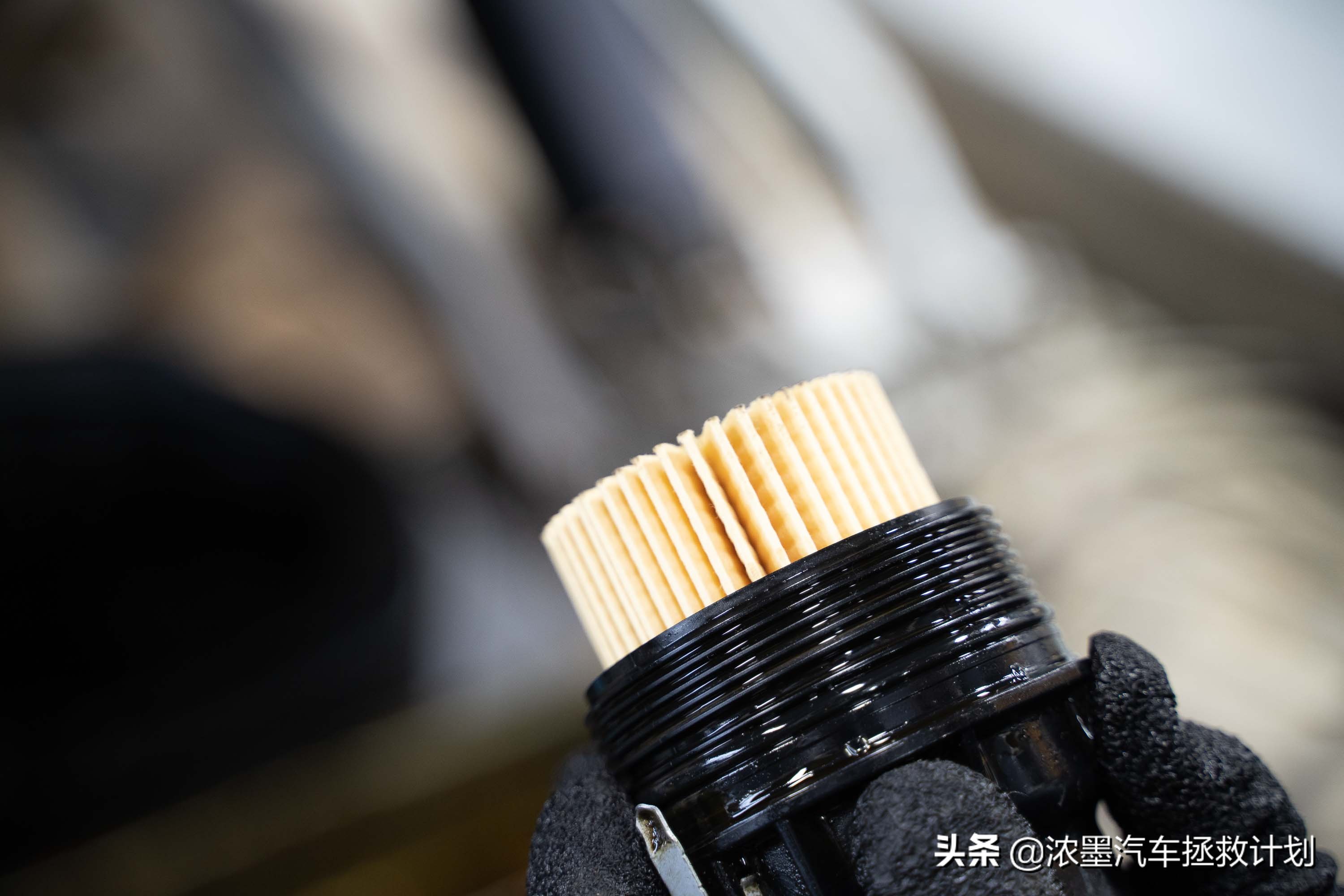 丰田霸道酷路泽带你翻山越岭,丰田兰德酷路泽低速4驱越野模式