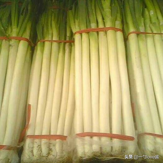 如何区分大葱的优劣,大葱小葱味道区别