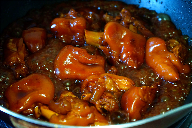 猪蹄炖了三个小时,猪蹄如何炖得又软又烂