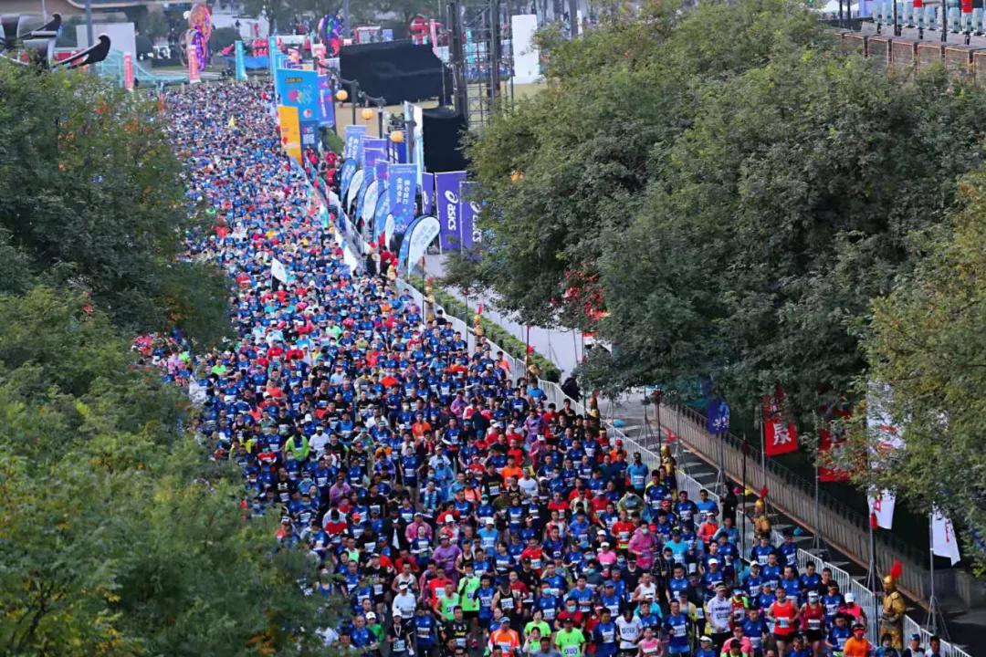 今天你们的朋友圈被刷屏了吗,今天的朋友圈被这几个字霸屏了