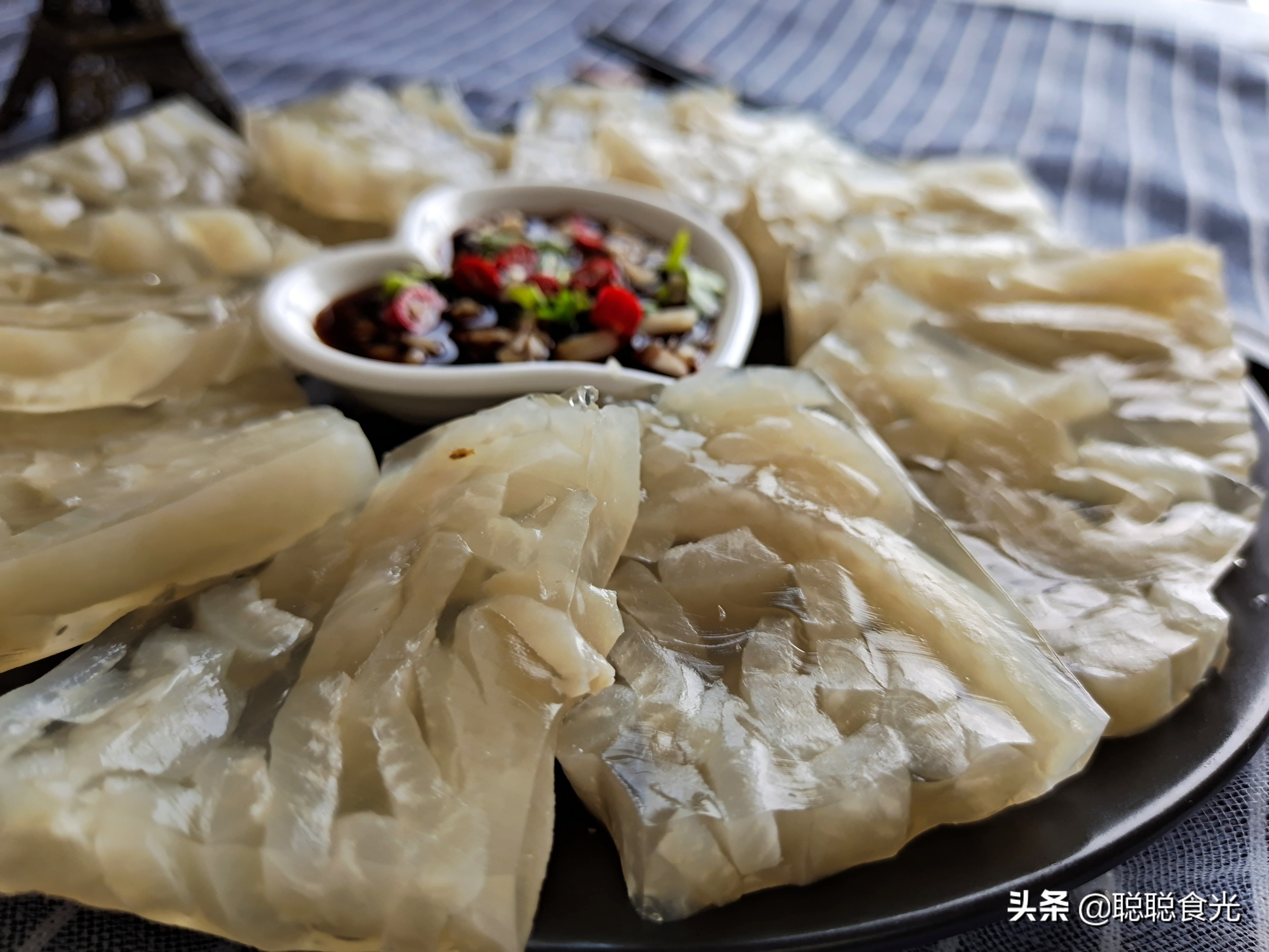 皮冻怎样才能熬制透亮,熬皮冻怎么让肉皮不沉底