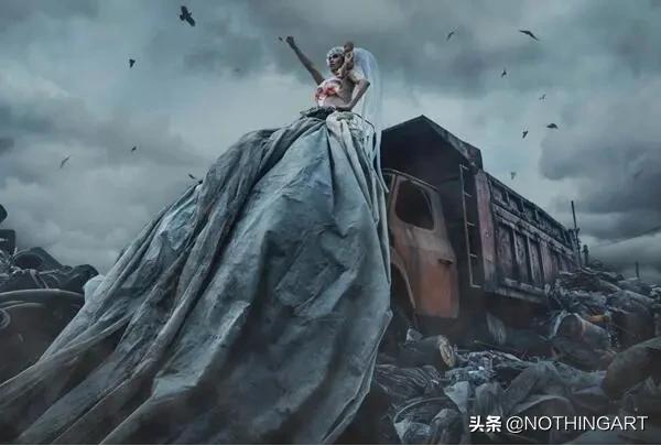 给明星做造型的“垃圾”行为艺术家?雷人背后的那一份深刻……