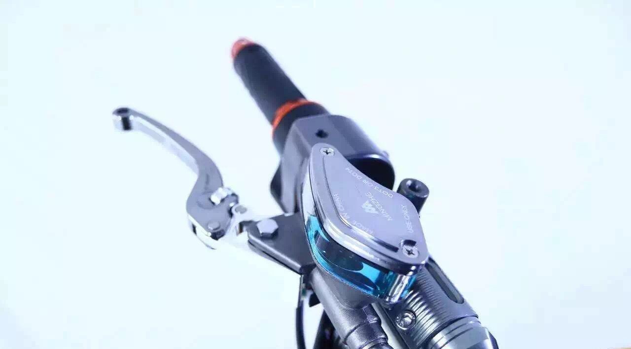 电摩有电但是拧不动了,电摩不走咯噔咯噔的