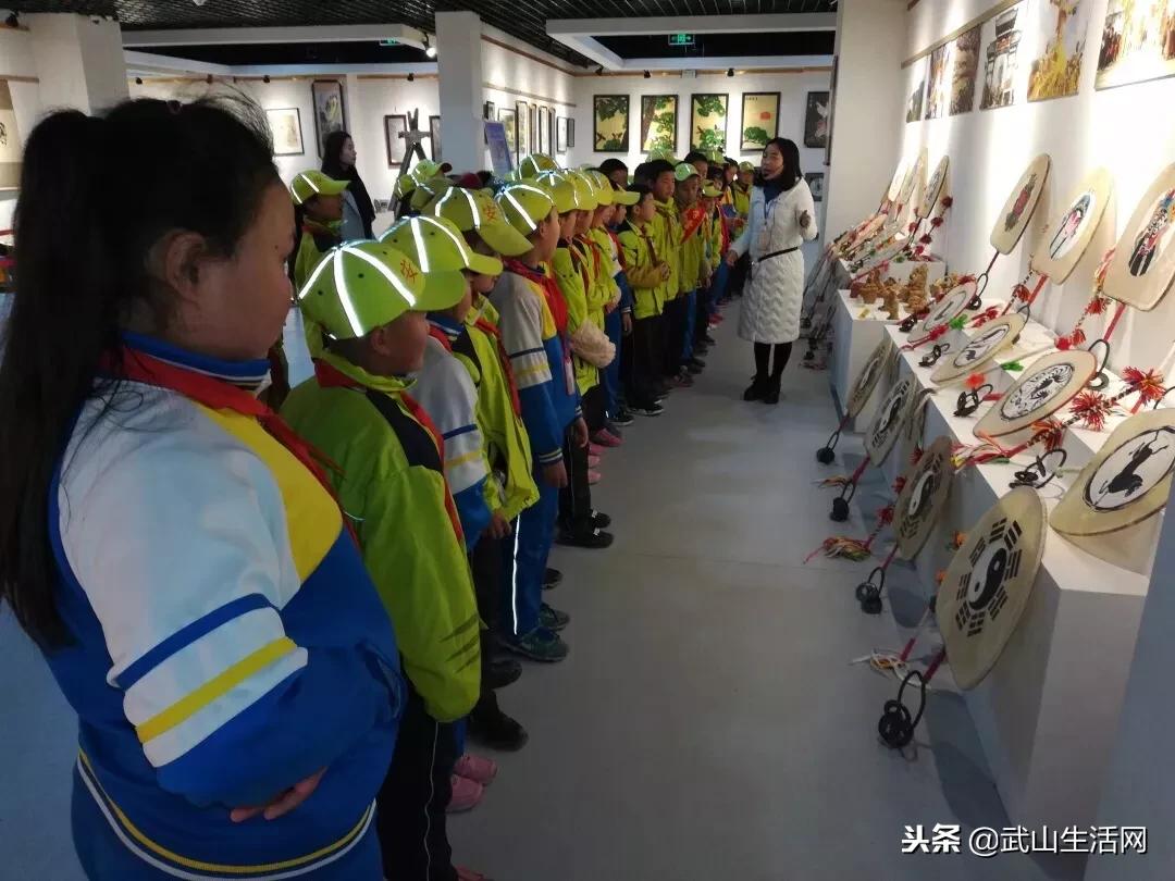 武山县城关三小、四小到县博物馆研学之旅