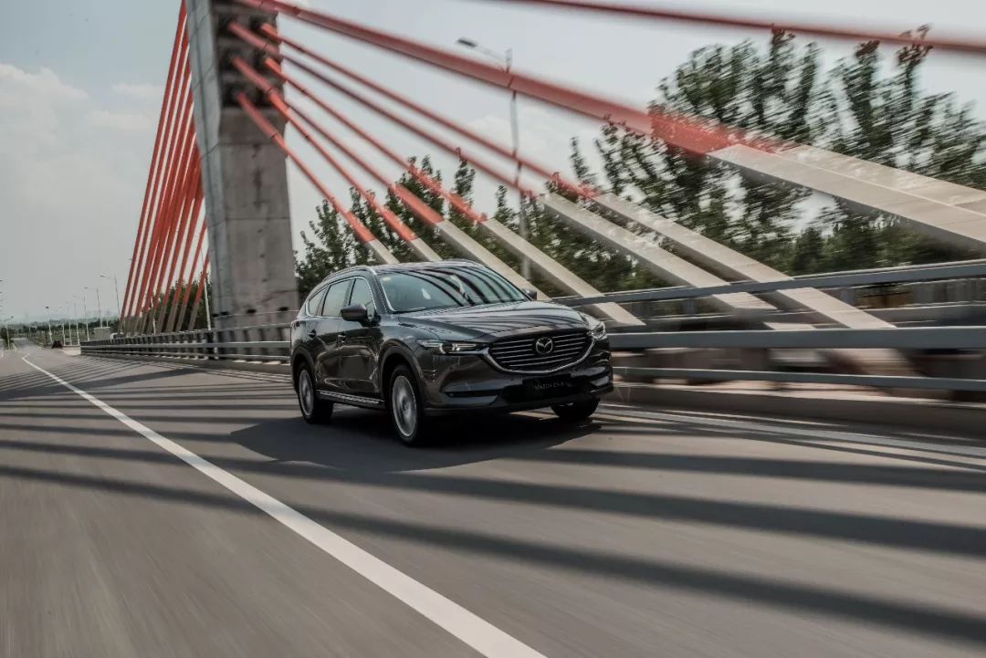 马自达cx-8前排腿部空间太小,策马扬鞭马自达cx8驾趣初体验