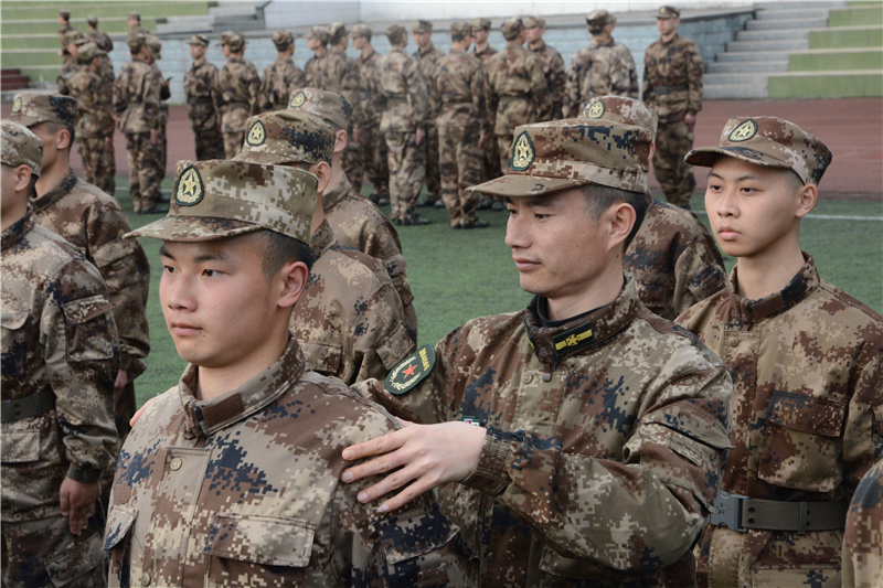 淬火锻造成钢,淬火炼成钢