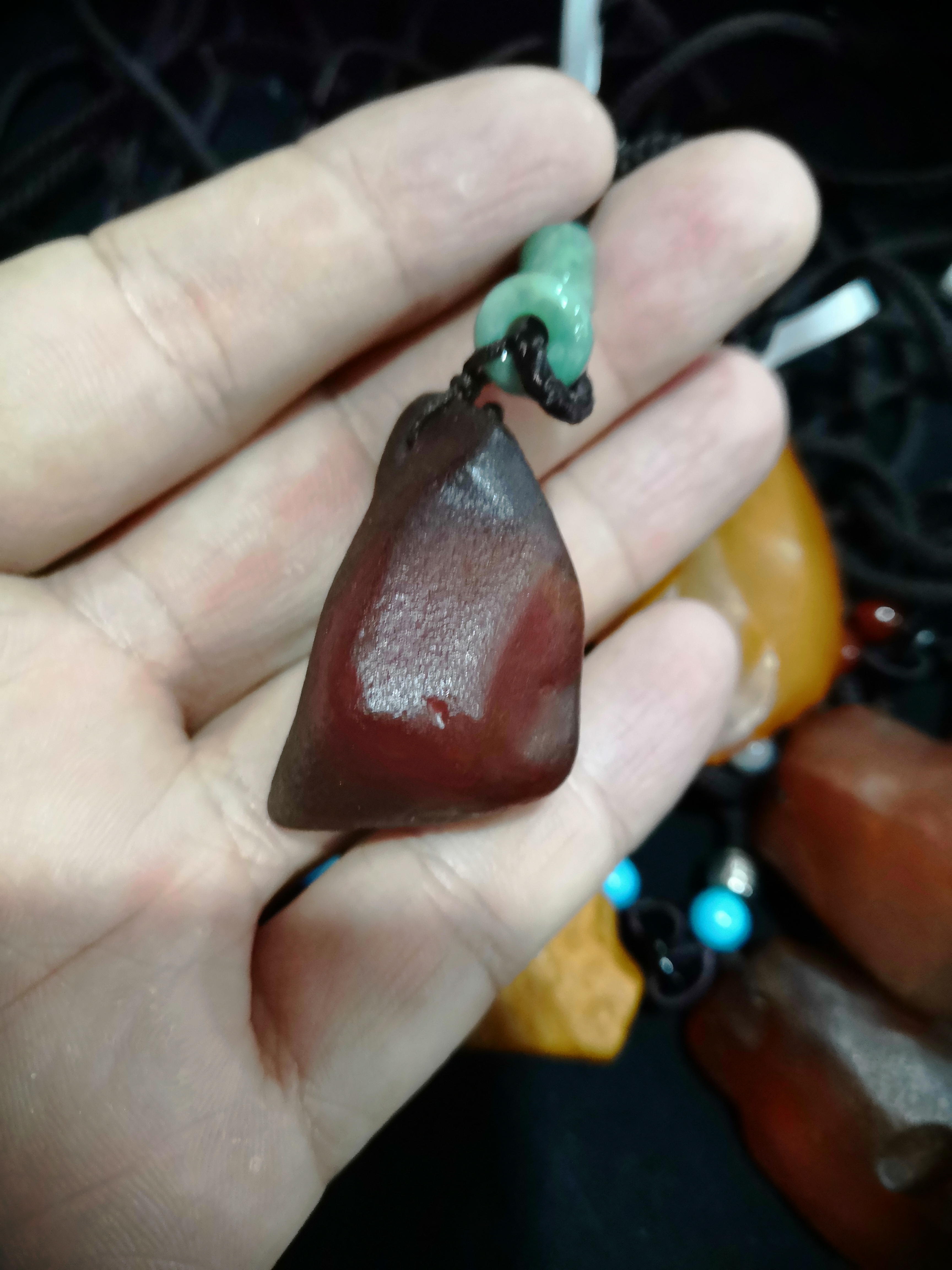 抚顺琥珀蜜蜡鉴别图片,琥珀蜜蜡鉴别方法大揭秘