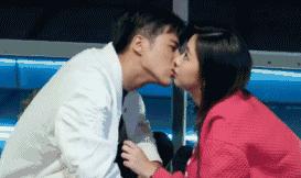 谭松韵卑微求爱完整视频,谭松韵卑微求爱视频