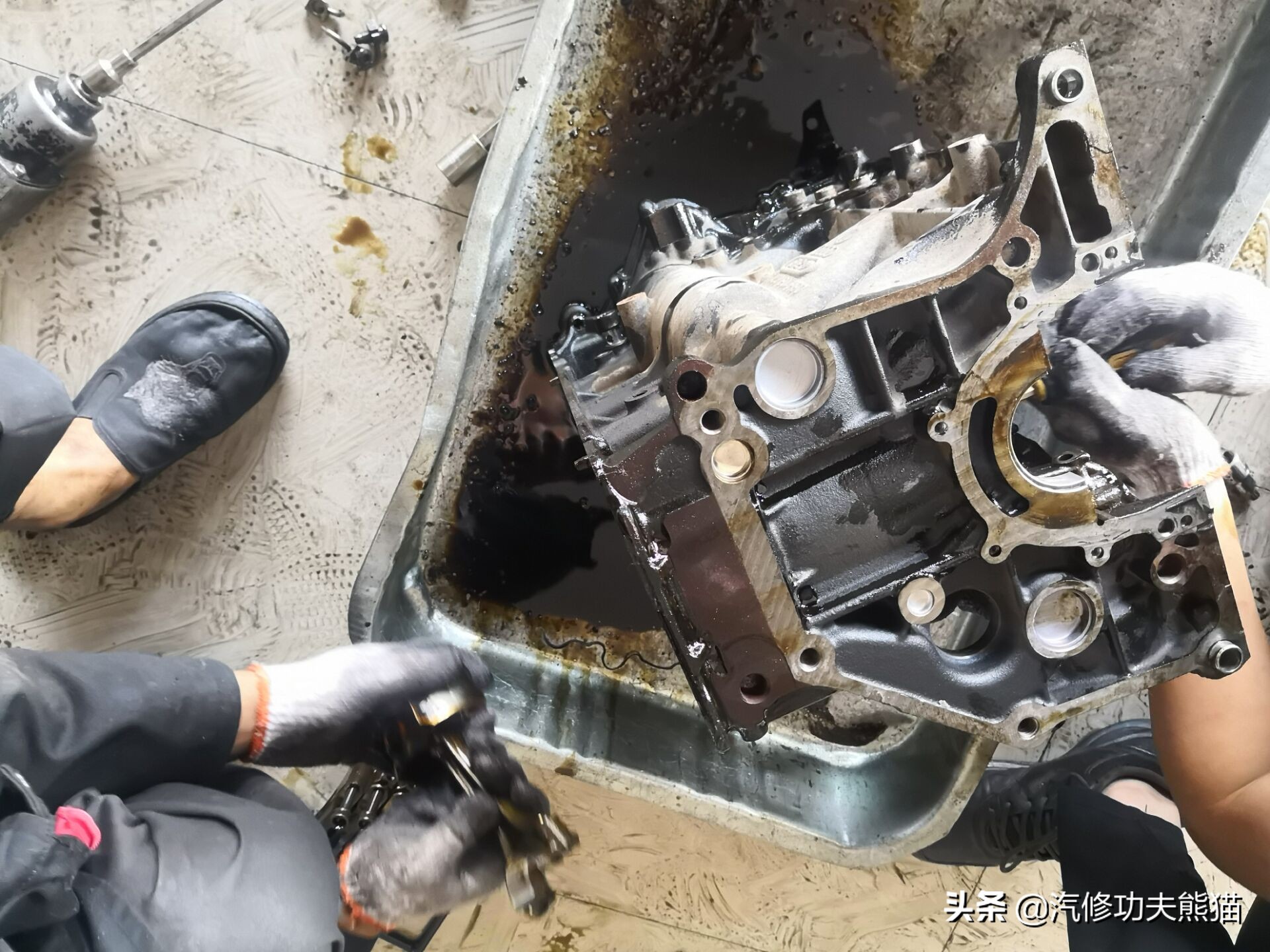 大众夏朗2.0t三代烧机油解决方法,大众夏朗1.8t烧机油