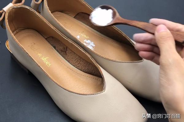 夏季鞋子去臭方法,怎样才能避免夏天鞋子臭