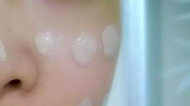 蜜丝佛陀三合一粉底液遮瑕效果,蜜丝佛陀粉底液测评视频