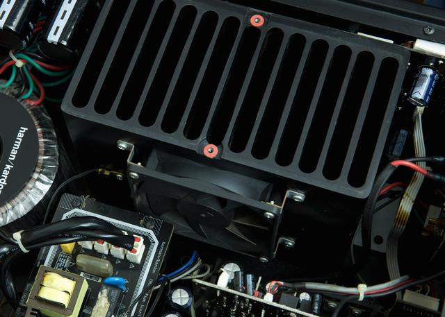 哈曼卡顿的旗舰功放有哪些,不走寻常路的奇葩