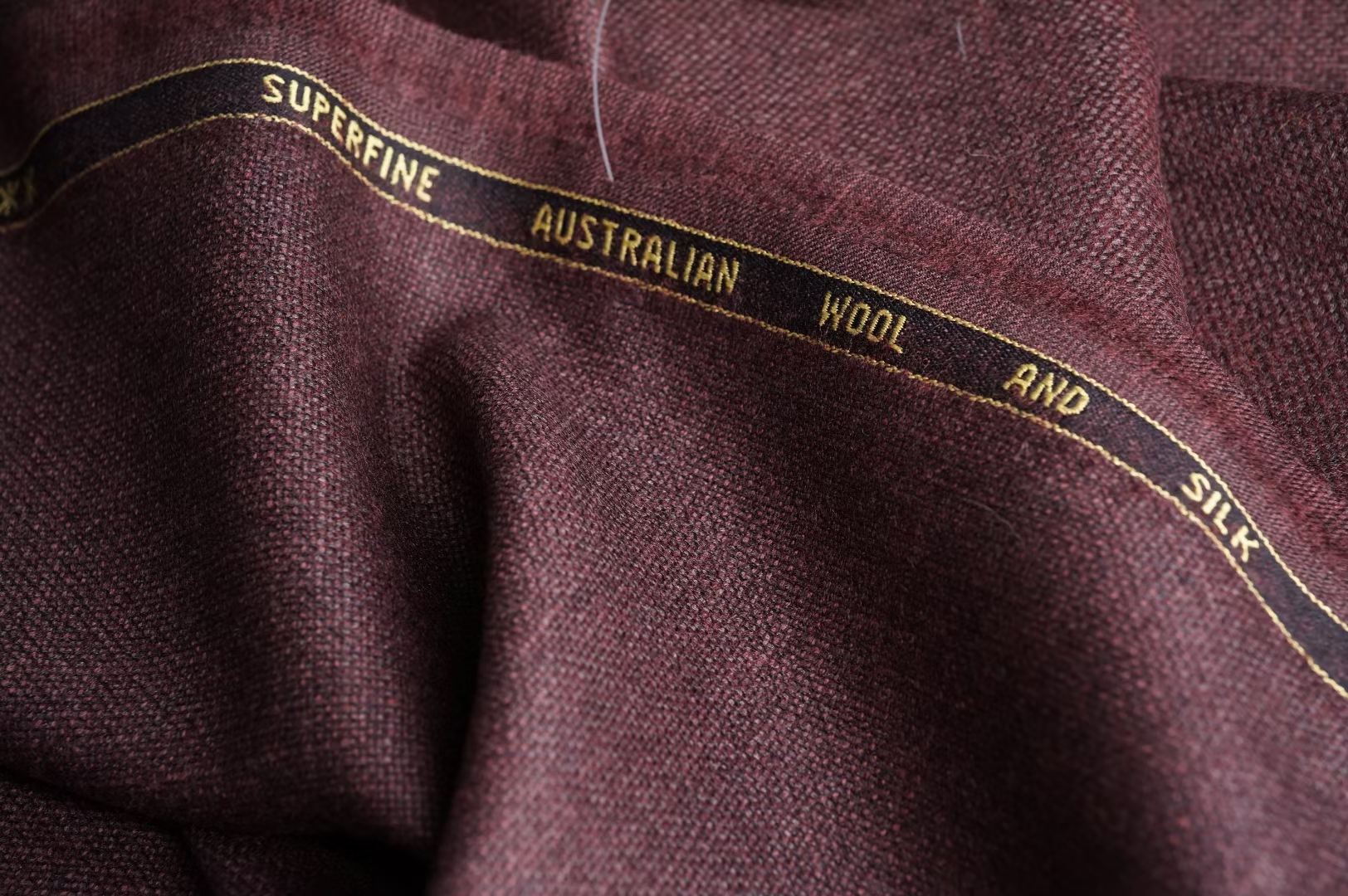 如何挑选一个合适自己的西装,如何正确选择西装