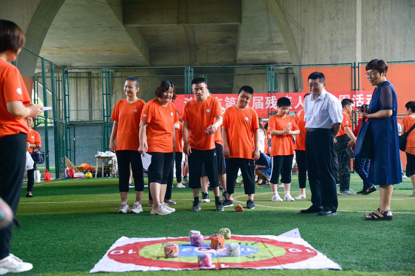 与自信相伴作文,成长路上自信相伴作文600字