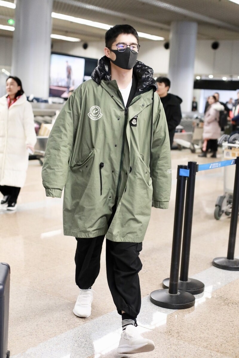 刘昊然身材修长,刘昊然净身高有185吗