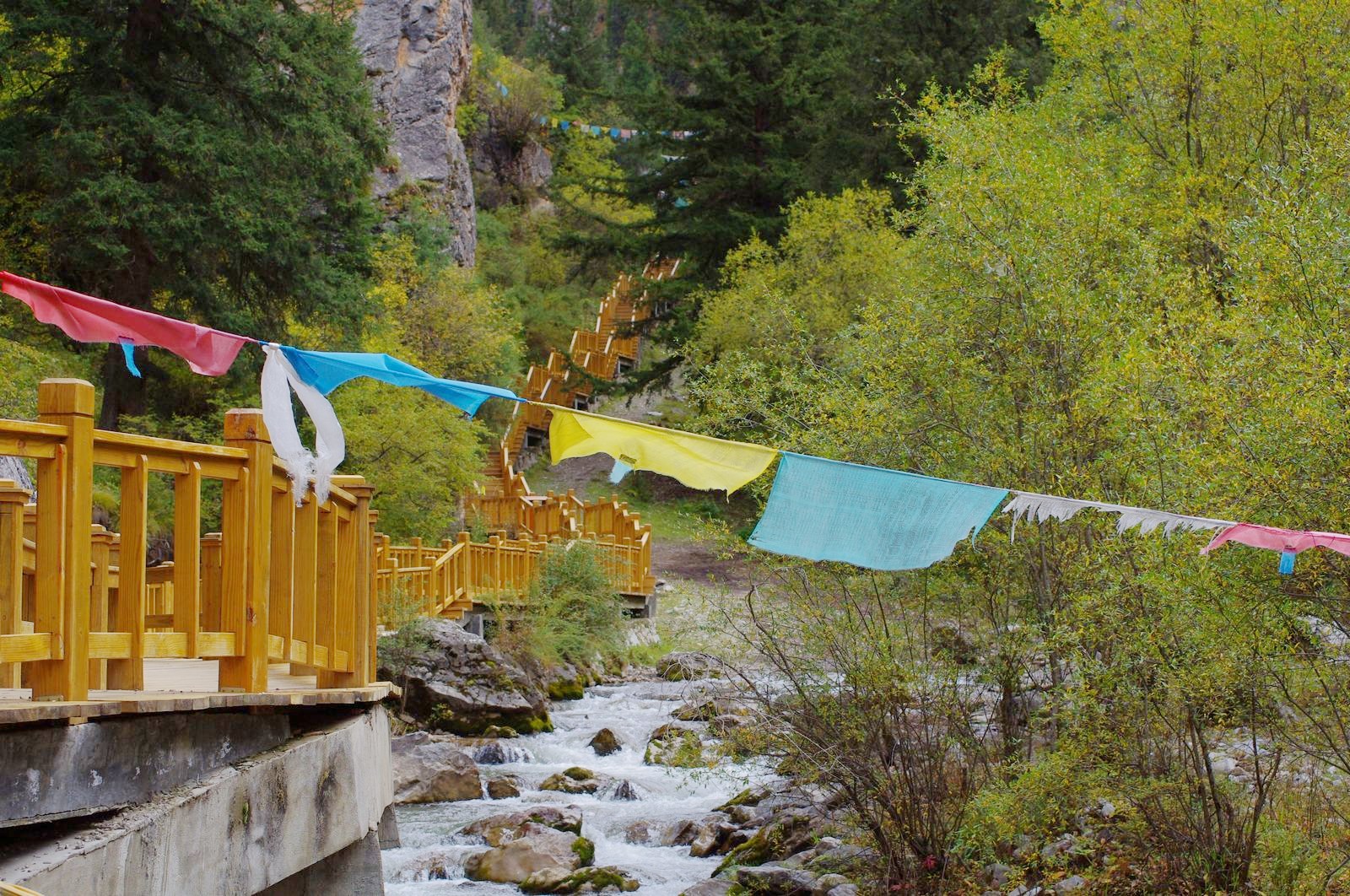 甘南则岔石林有什么好玩的地方,甘南碌曲则岔石林