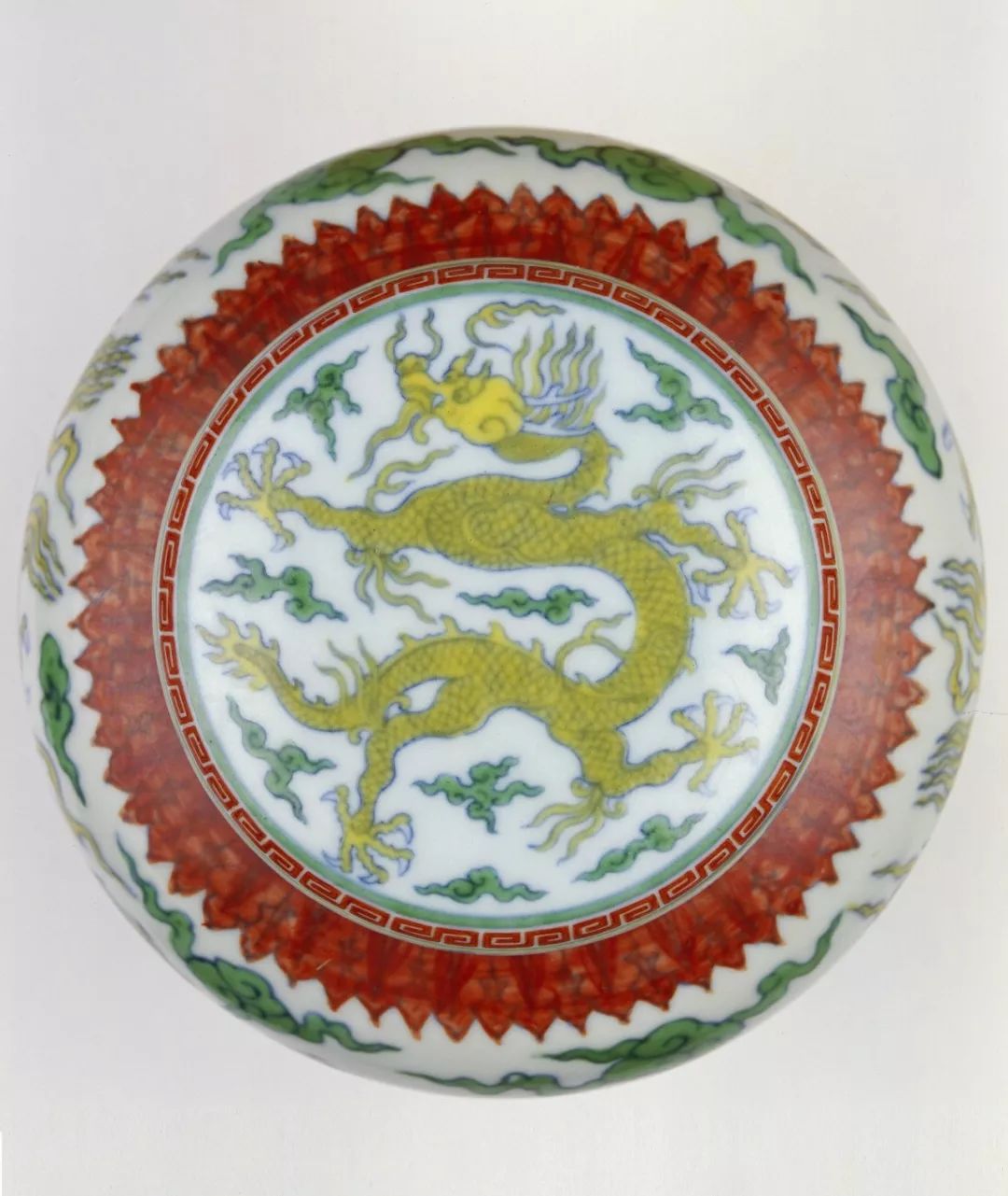 成窑无大器——成化斗彩瓷器品鉴！故宫博物院珍品陶瓷（第16期）