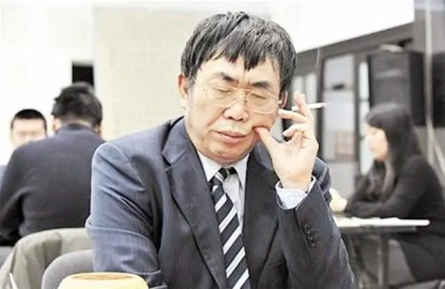 棋圣聂卫平照片,聂卫平上一任棋圣