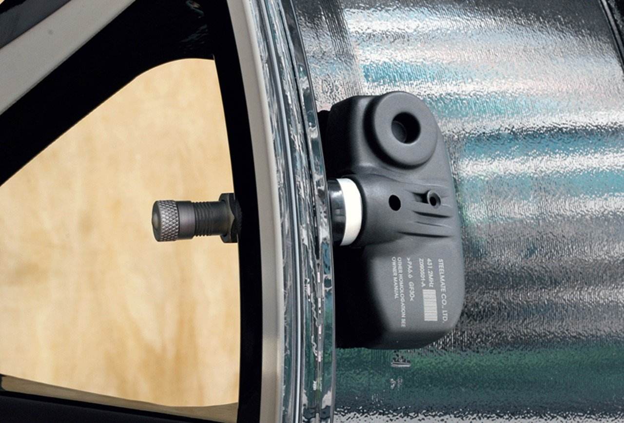 胎压报警和实际轮胎不符,胎压显示和胎压报警的区别哪个好