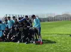 贾紫婷抖音,苏宁记者贾紫婷