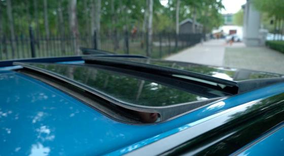 30万左右的大v8汽车,30万能买到v8小型汽车吗