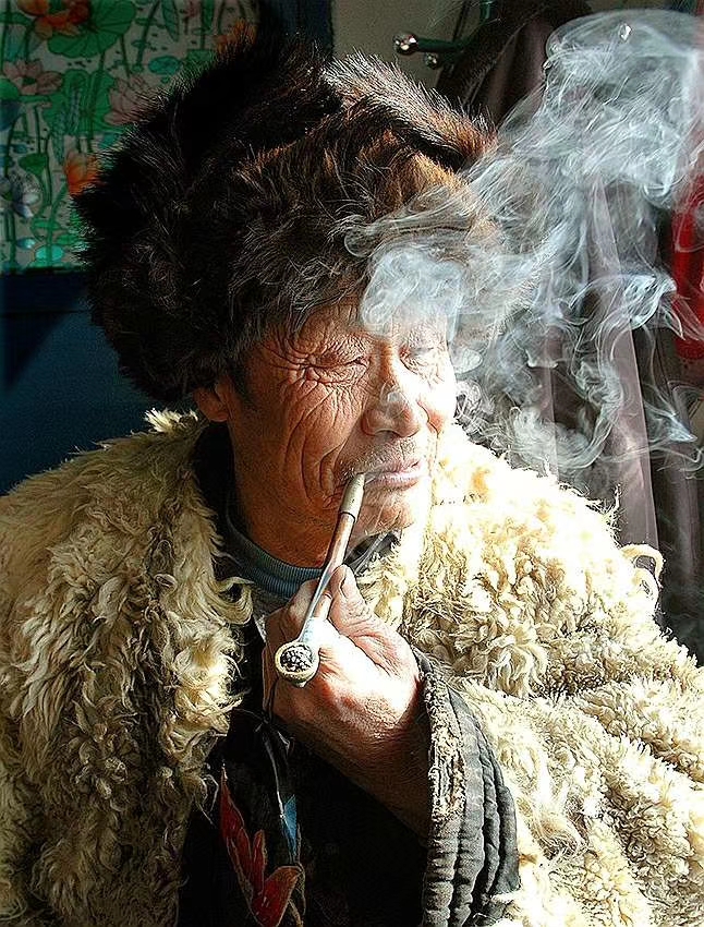 反穿皮袄子代表什么,皮袄一般毛朝外还是朝内