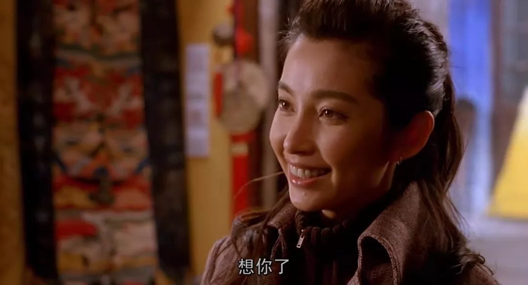 来一部潸然泪下的国产爱情片,看了让人哭到崩溃的国产爱情电影