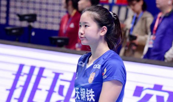 女排3比0战胜日本,女排3比0完胜美国队