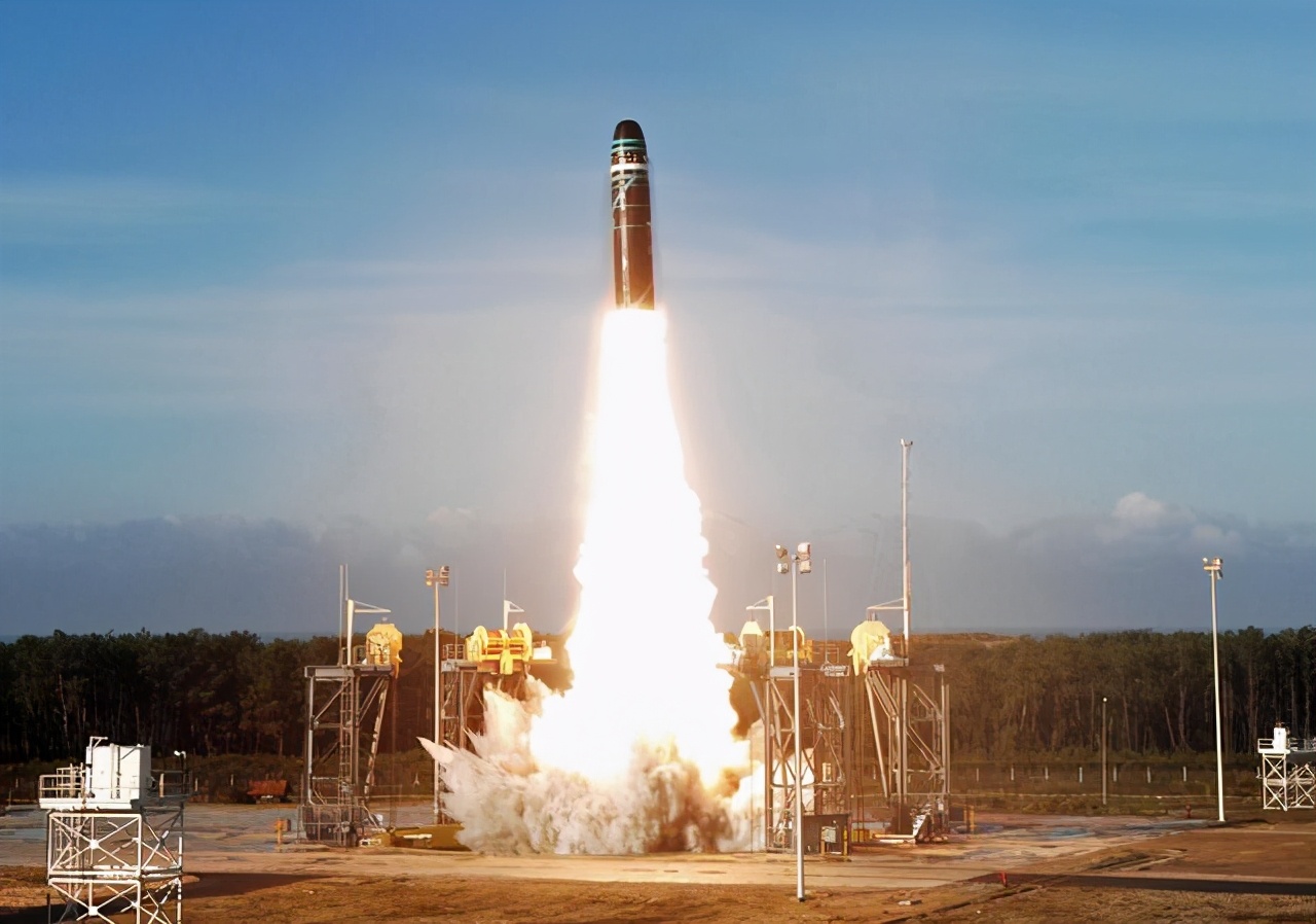 英国和法国全世界排名哪个更高,中美英法俄五大常任理事国谁厉害