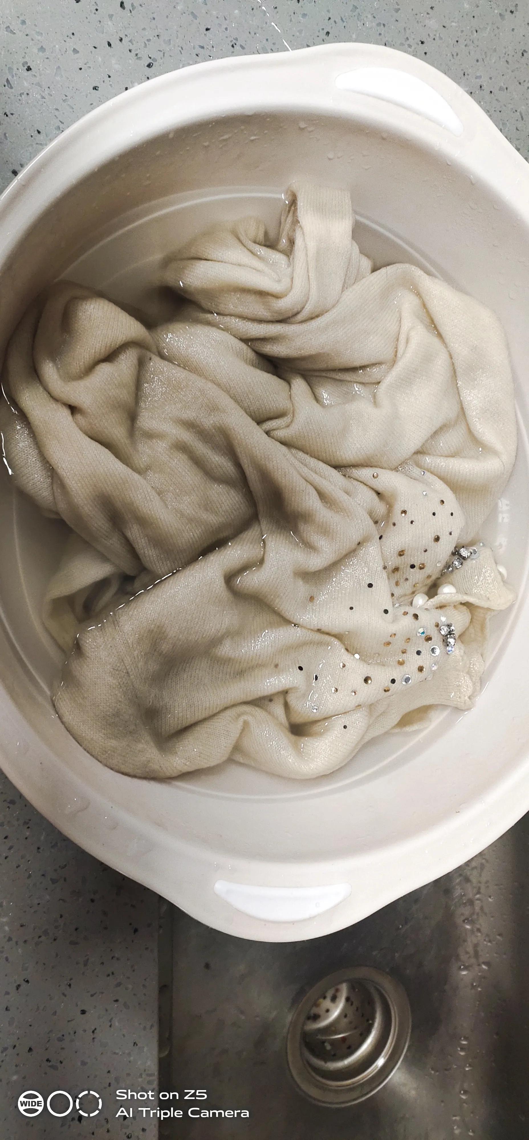 100%绵羊毛的毛衣缩水了怎么处理,严重缩水毛衣怎么复原