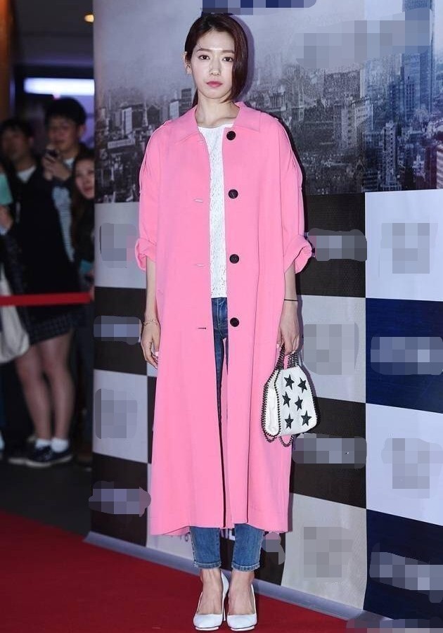 朴信惠韩范穿搭,朴信惠夏短发穿搭