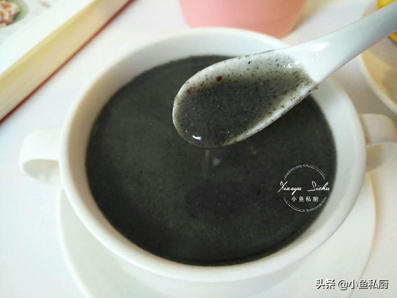 黑芝麻和它一起吃,黑芝麻常年坚持吃