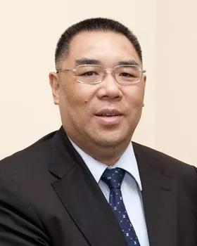 澳门四大家族,出了两位最高行政长官,一位受到毛主席亲自接见