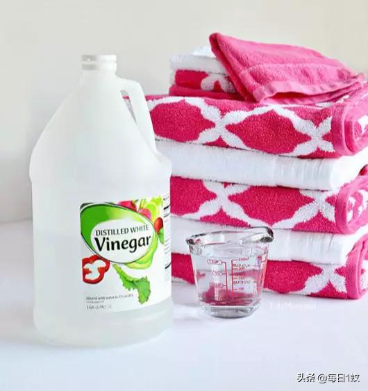 衣服霉味太重怎么消除妙招,洗衣机洗出来的衣服有霉味怎么办