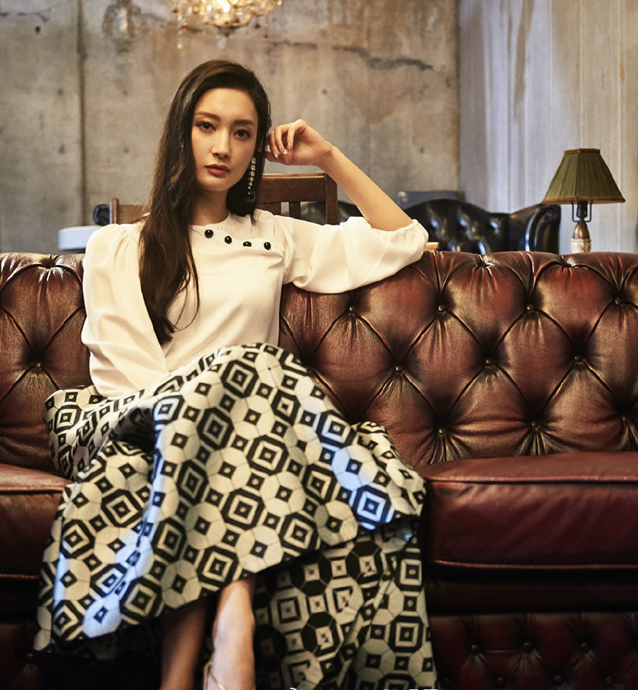 阿玛尼服饰档次高还是手表档次高,阿玛尼是什么档次手表