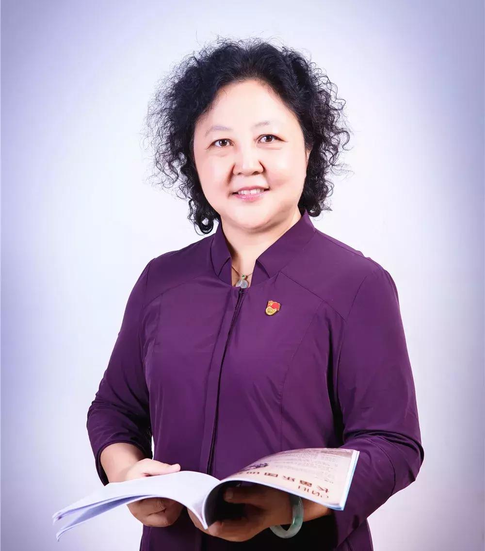 三尺讲台上的梦想,三尺讲台是我的梦想