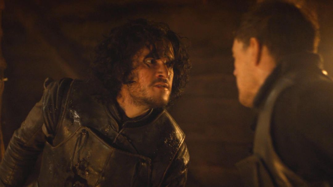 权力的游戏雪诺被困巨矛阵,权力的游戏雪诺单独面对骑兵