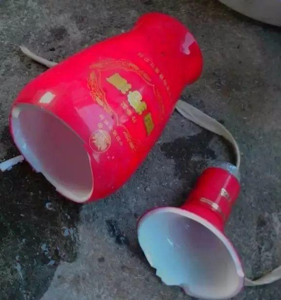 利用酒瓶做花盆的视频,酒瓶切割做花盆不用电动工具打孔