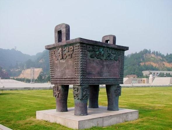 大禹铸造的九鼎成为九州的代表,秦始皇铸造的九鼎