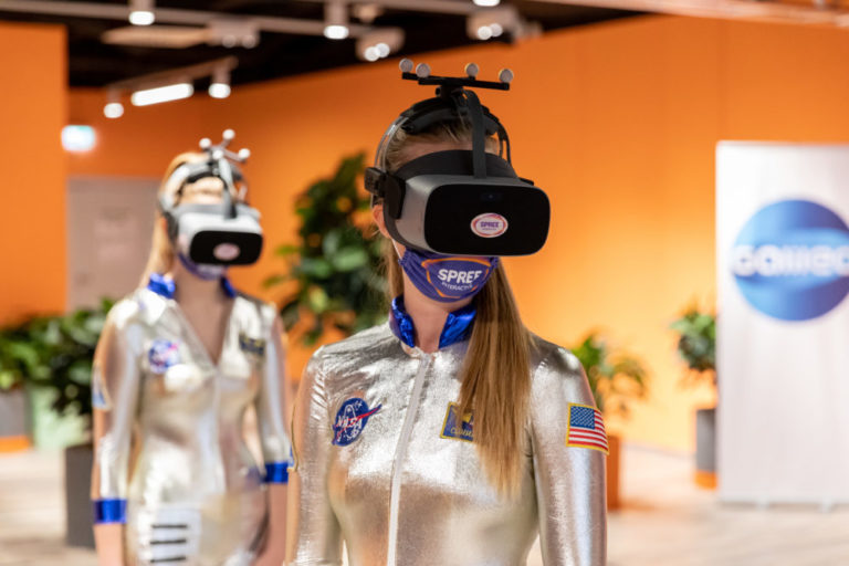 HoloLens2工业版2月2日开始预订，售价4950美元