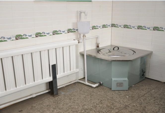 农村灶台加水管取暖设备,现在老家用的新型灶台