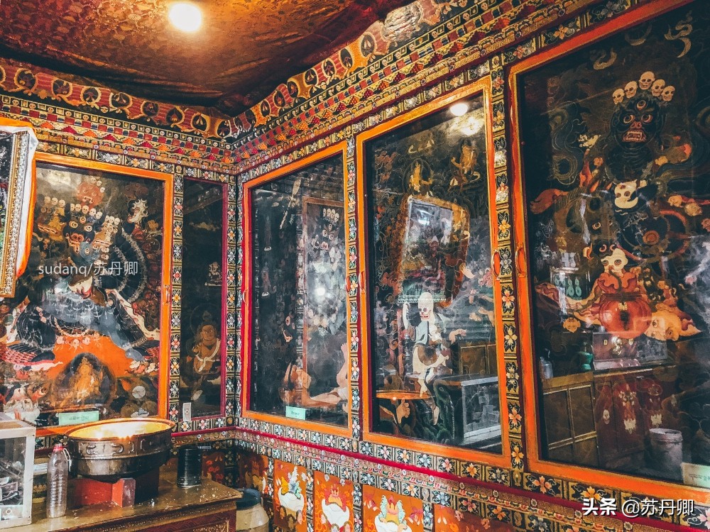 拉萨最隐秘的古寺:与大昭寺一墙之隔,允许拍照,收费10元