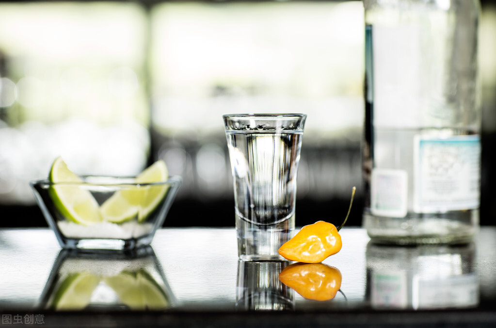 喝酒后话特别多是醉了吗,喝酒后话多的人真的不行吗